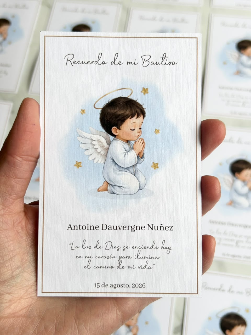 Santito de bautizo diseño de angelito con detalles dorados